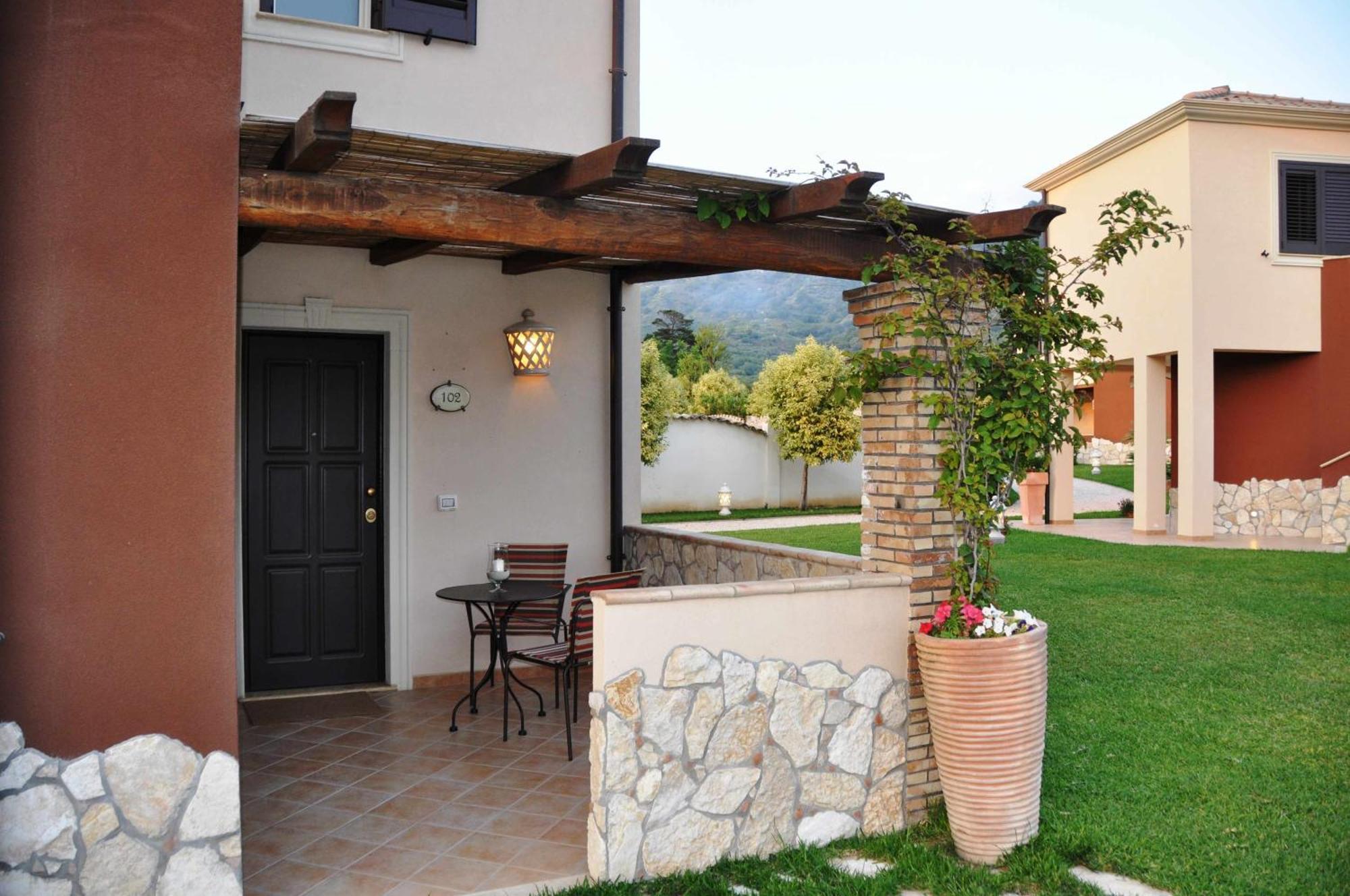 Alcantara Resort Di Charme Adults Only Gaggi Exterior photo