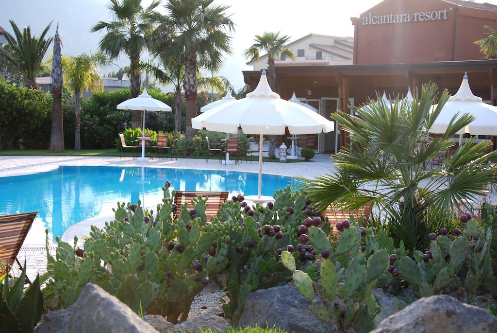 Alcantara Resort Di Charme Adults Only Gaggi Exterior photo